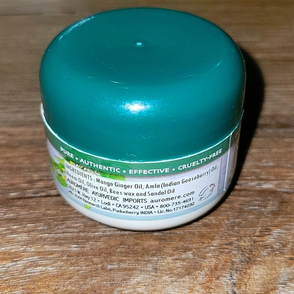 Auromere Ayurvedic Neem Balm - Picture 3 of 5